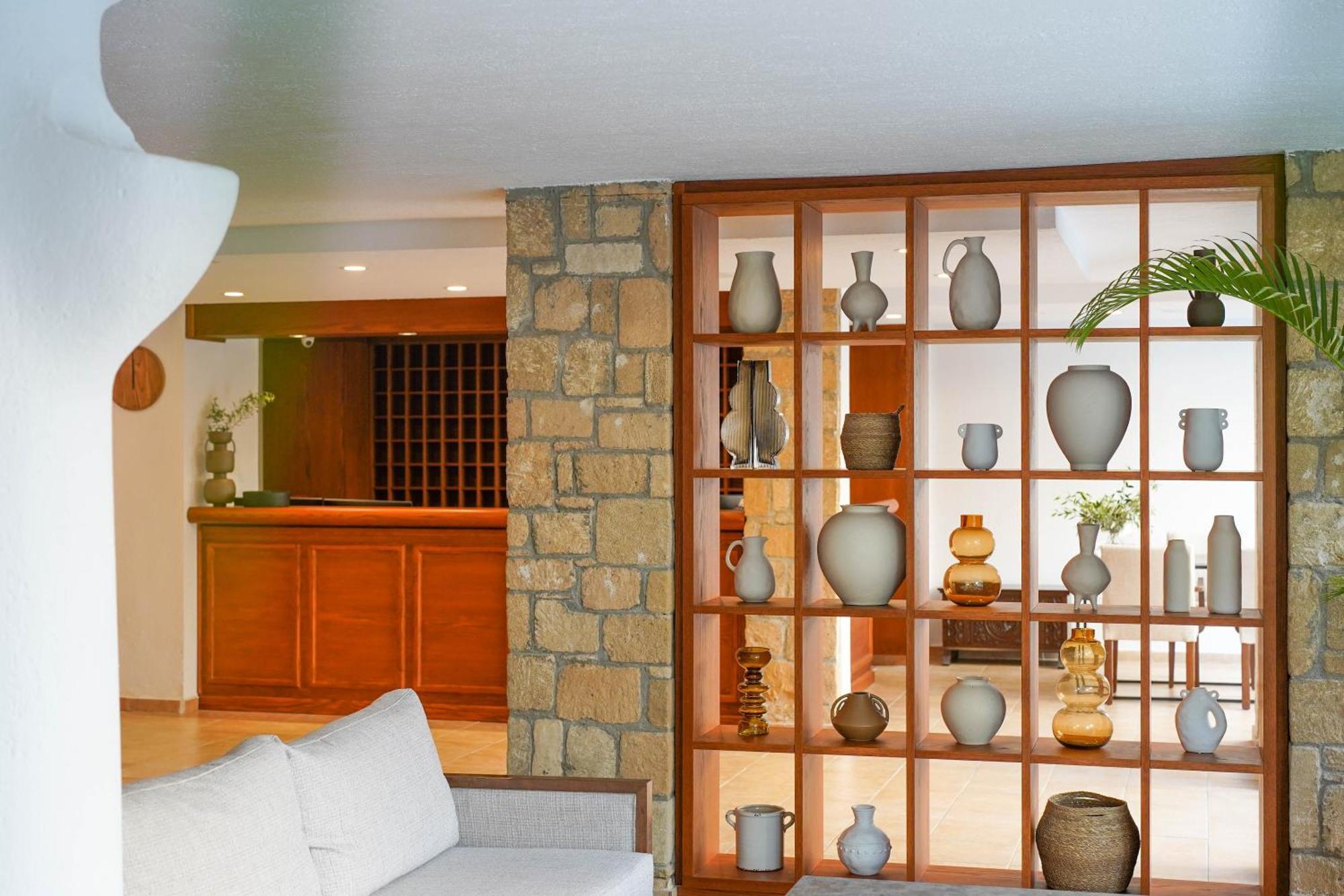 Resitour - Basilica Apartment Paphos Ngoại thất bức ảnh